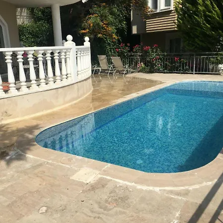 Best House Park